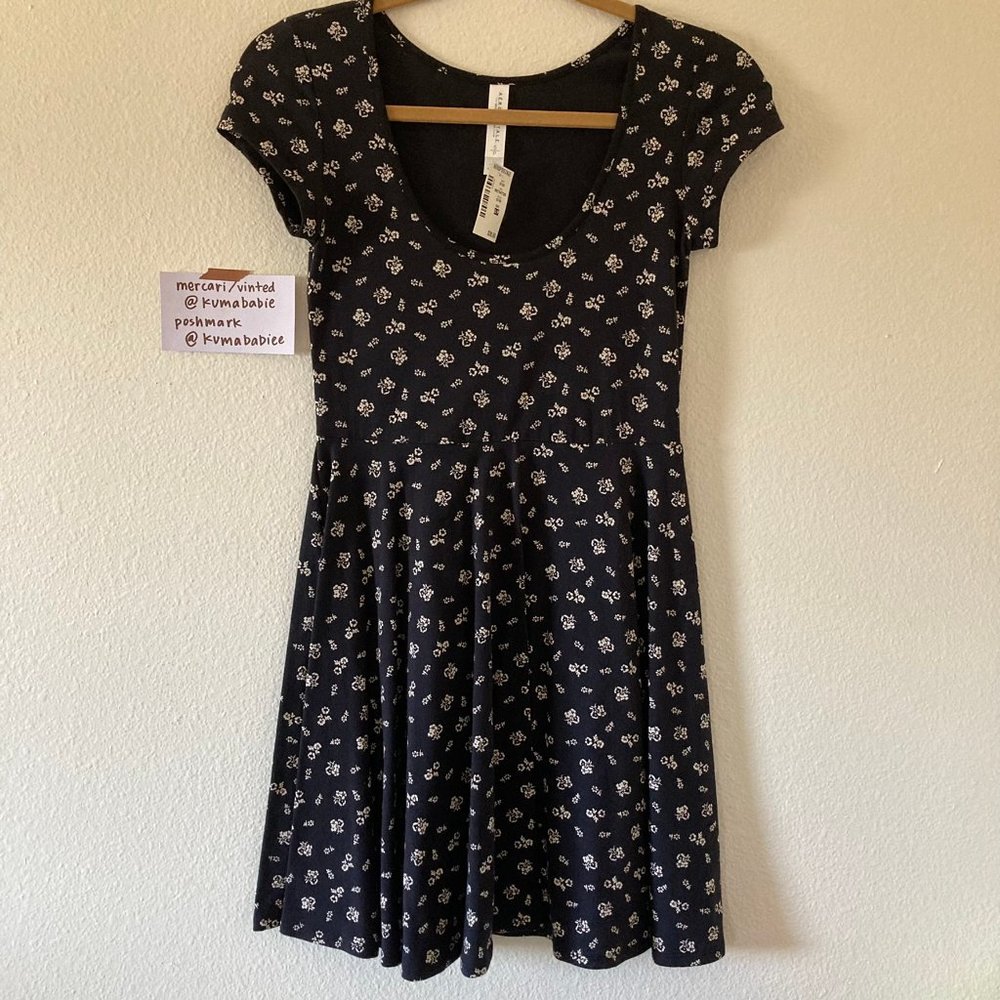 aeropostale - black and beige floral skater dress